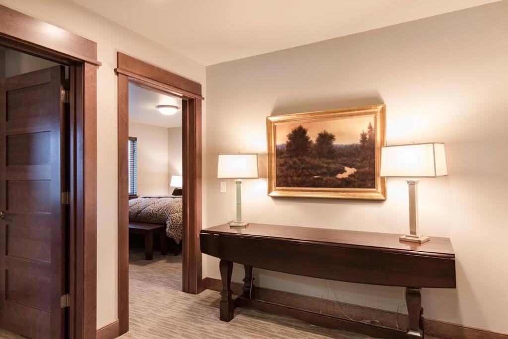 Luxury Townhome On The Park With Bridger Mtn Views Bozeman Bagian luar foto
