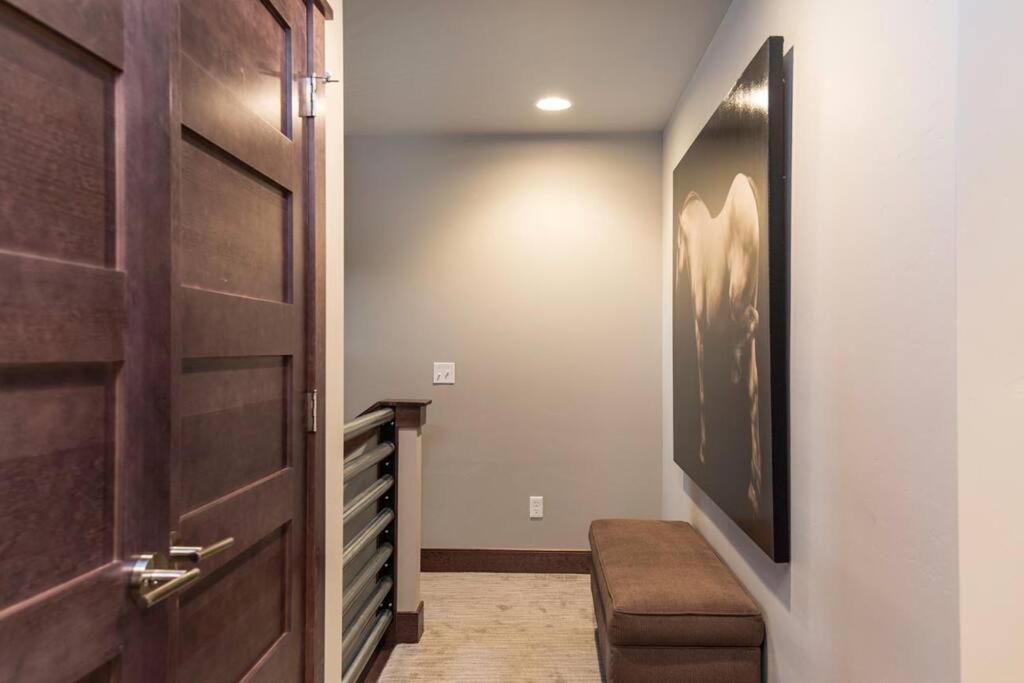 Luxury Townhome On The Park With Bridger Mtn Views Bozeman Bagian luar foto